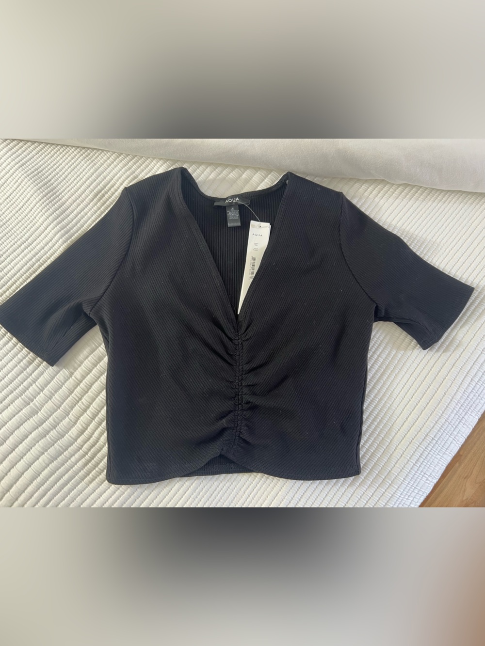 AQUA Black Ribbed Ruched Cropped Top | Size Medium NWT